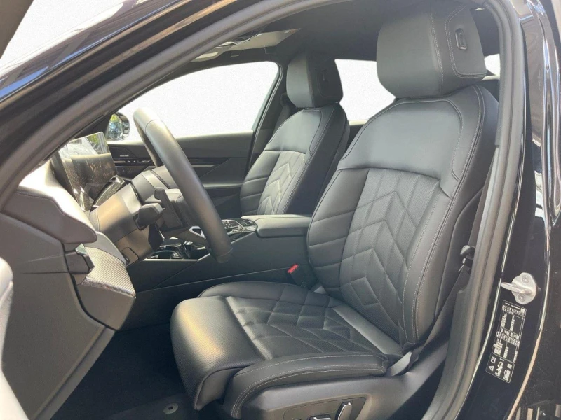 BMW 520 d XDRIVE M-SPORT PAKET H/K HEAD UP LED 360 CAMERA, снимка 8 - Автомобили и джипове - 51526901