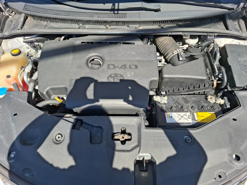 Toyota Avensis 2.0D-4D 6ckorcti, снимка 8 - Автомобили и джипове - 51755871