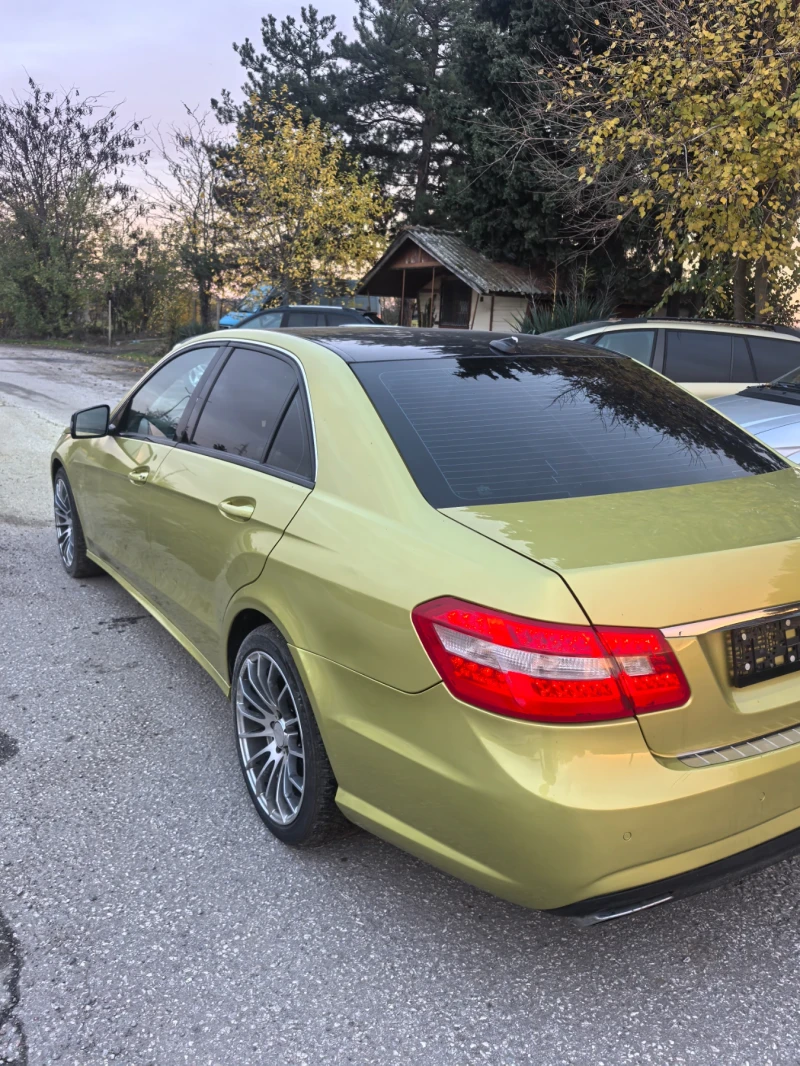 Mercedes-Benz E 200, снимка 5 - Автомобили и джипове - 52405738