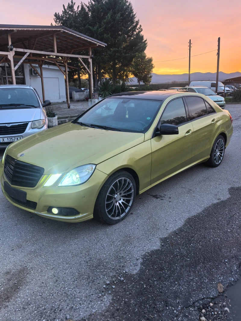 Mercedes-Benz E 200, снимка 6 - Автомобили и джипове - 52405738