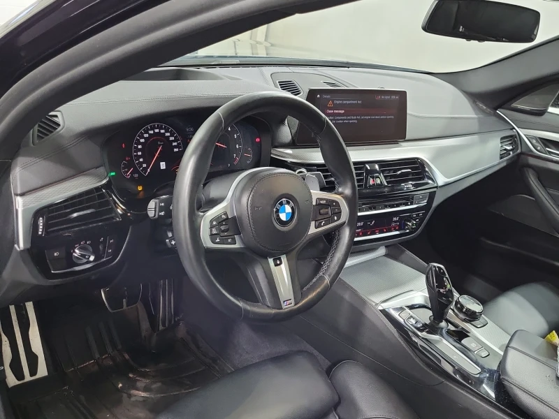 BMW 540 i xDrive* M-PACK* DIGITAL* HEAD UP* DISTRONIC* H&K, снимка 10 - Автомобили и джипове - 52736063