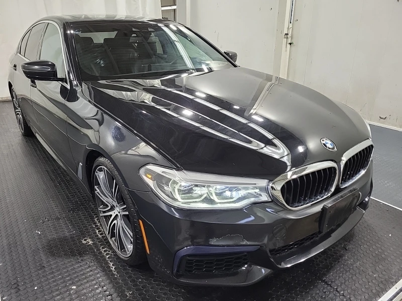 BMW 540 i xDrive* M-PACK* DIGITAL* HEAD UP* DISTRONIC* H&K, снимка 2 - Автомобили и джипове - 52736063