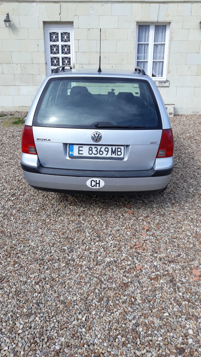 VW Bora, снимка 3 - Автомобили и джипове - 52807698