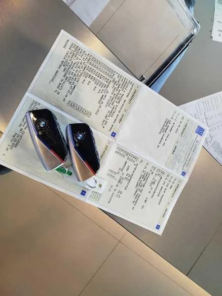 BMW iX1 eDrive30 4x4 Mpack Pano Led , снимка 15 - Автомобили и джипове - 54830221