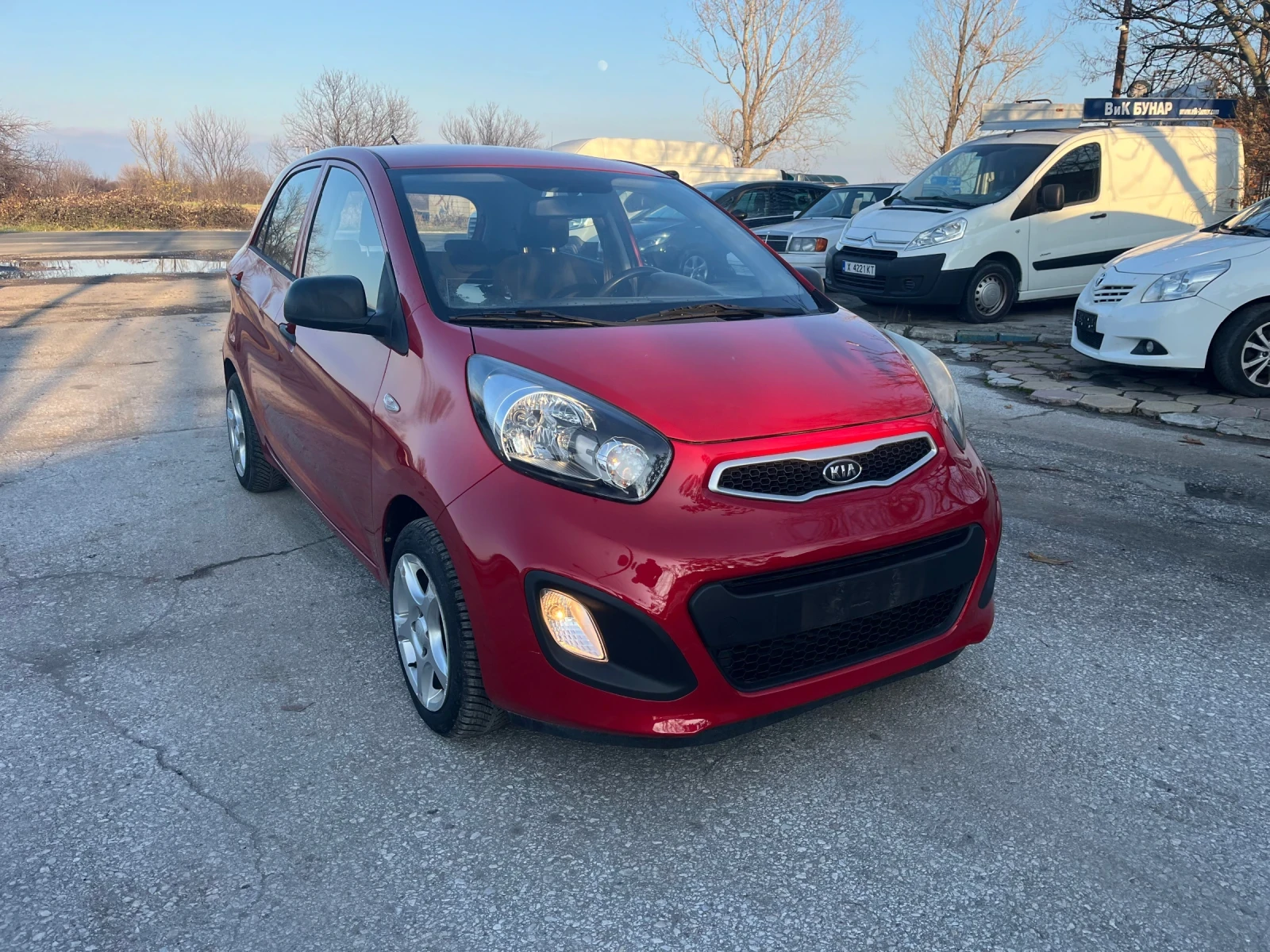 Kia Picanto 1.0i - изображение 2