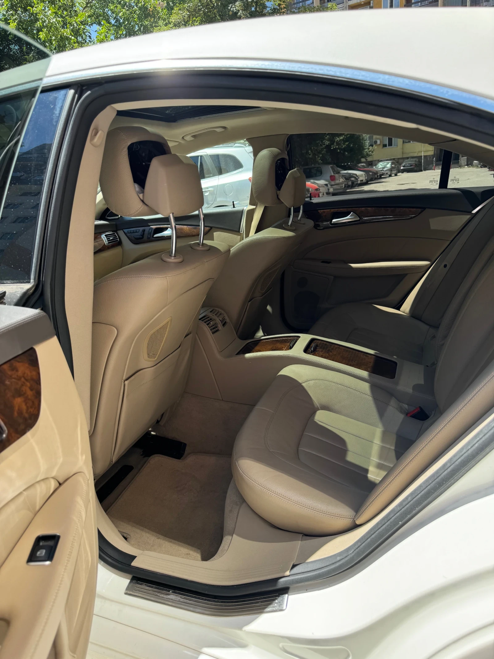 Mercedes-Benz CLS 550 | Mobile.bg   12