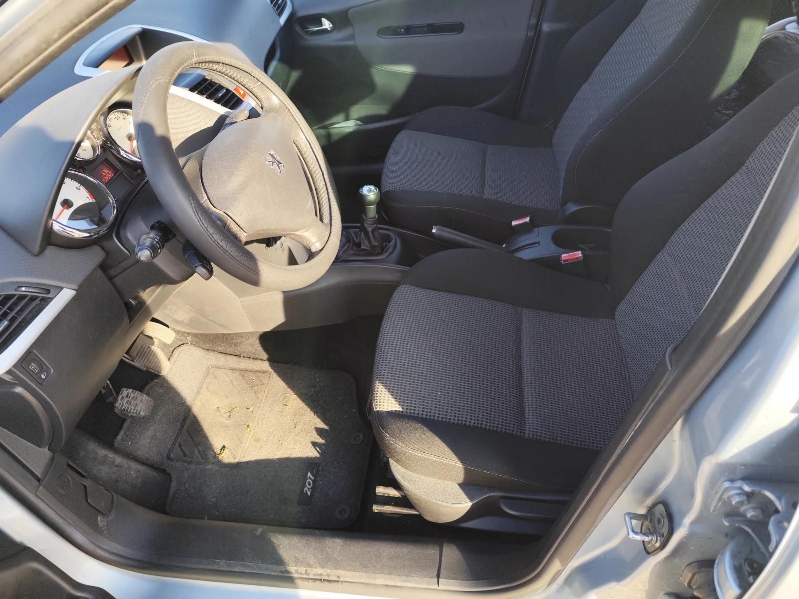 Peugeot 207 SW - изображение 6