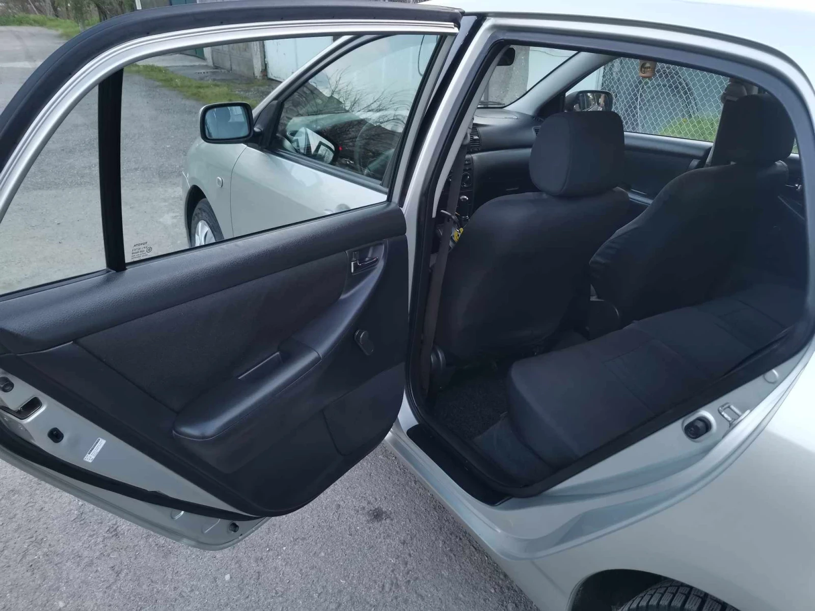 Toyota Corolla 1.4 Facelift + газ - изображение 10