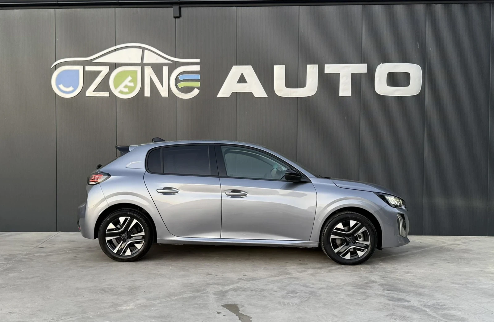 Peugeot 208 New!!! Hybrid 101hp SALE - изображение 5
