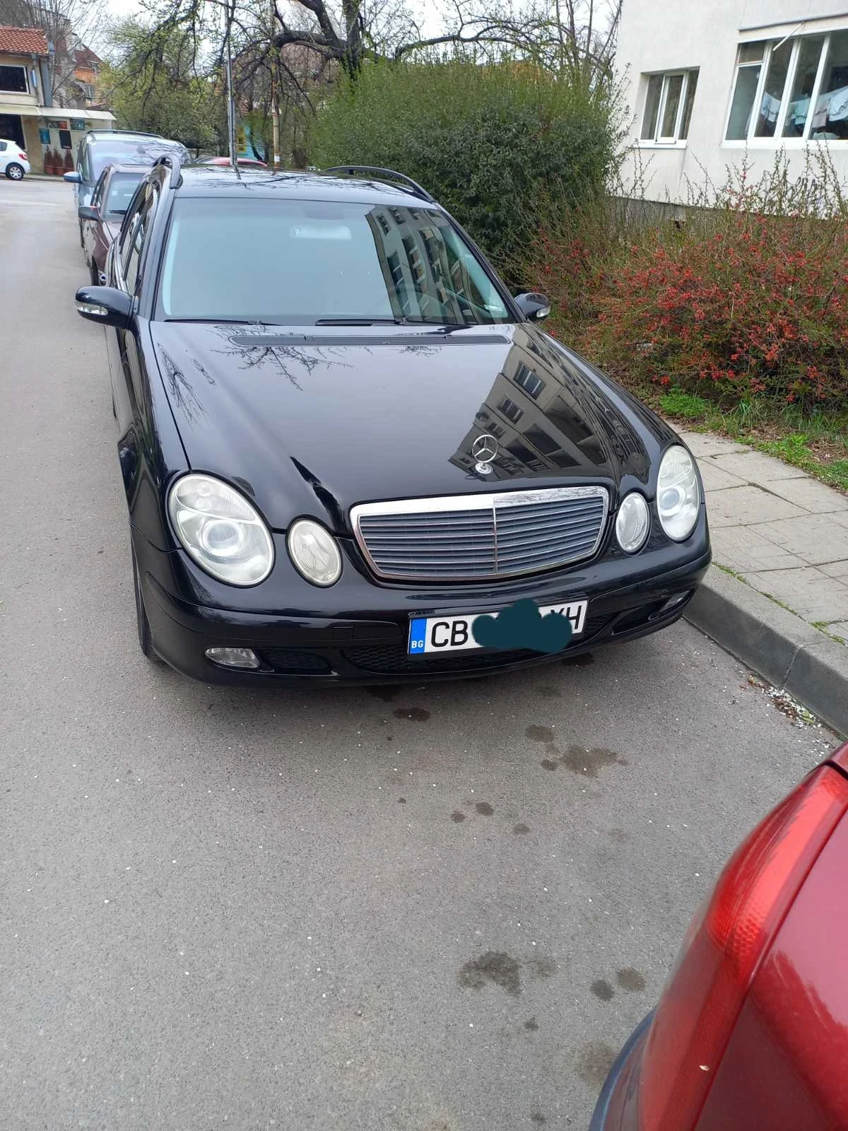 Mercedes-Benz E 200  - изображение 2