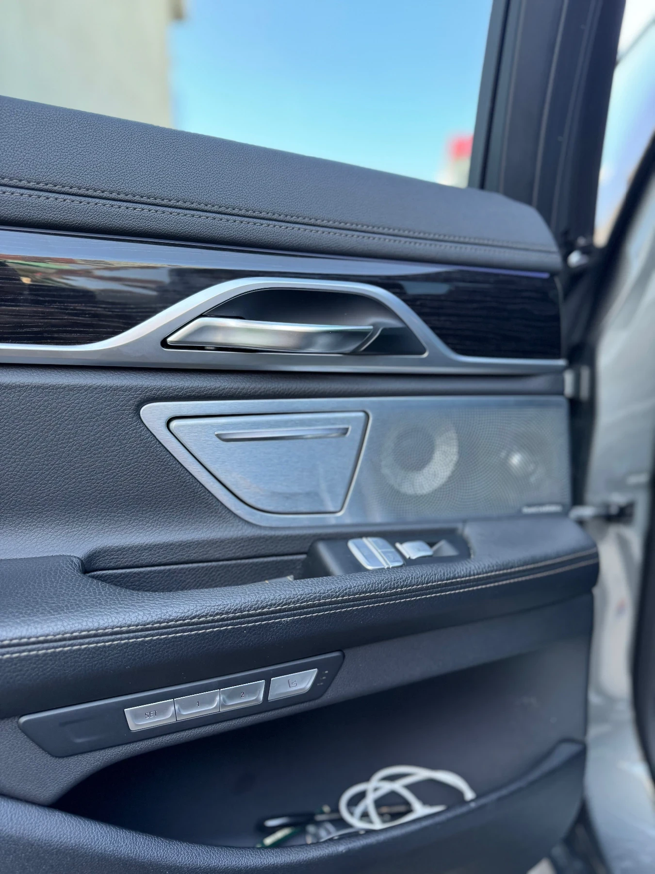 BMW 740 B&W* 360* * LASER*  * ALPINA* FU | Mobile.bg   11