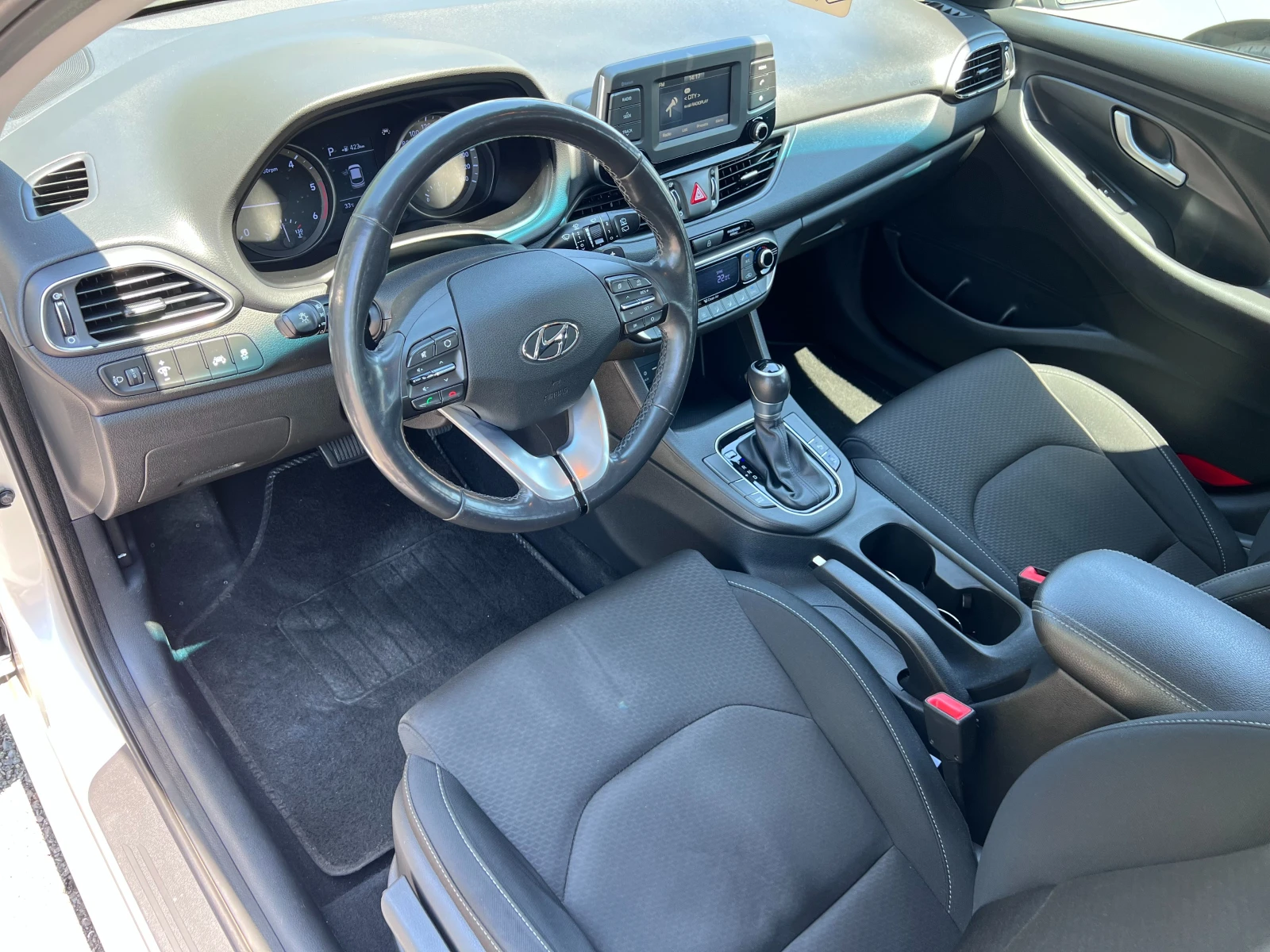 Hyundai I30 1.6 CRDI Face Автомат Камера 7ск. 133 000км! ТОП  - изображение 8