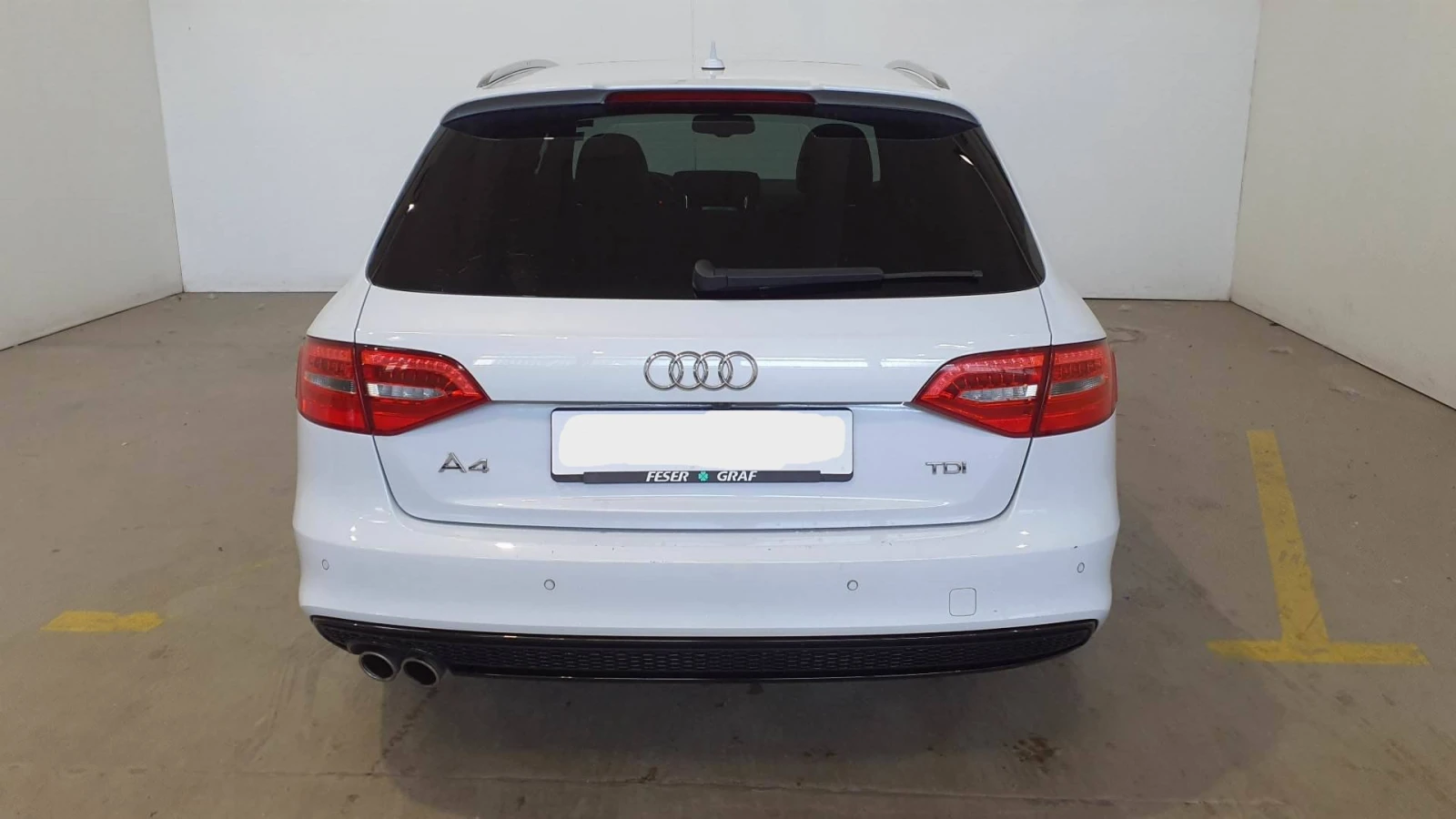 Audi A4 2.0TDI Германия S-Line Нави Автомат Кожа Реални КМ - изображение 4
