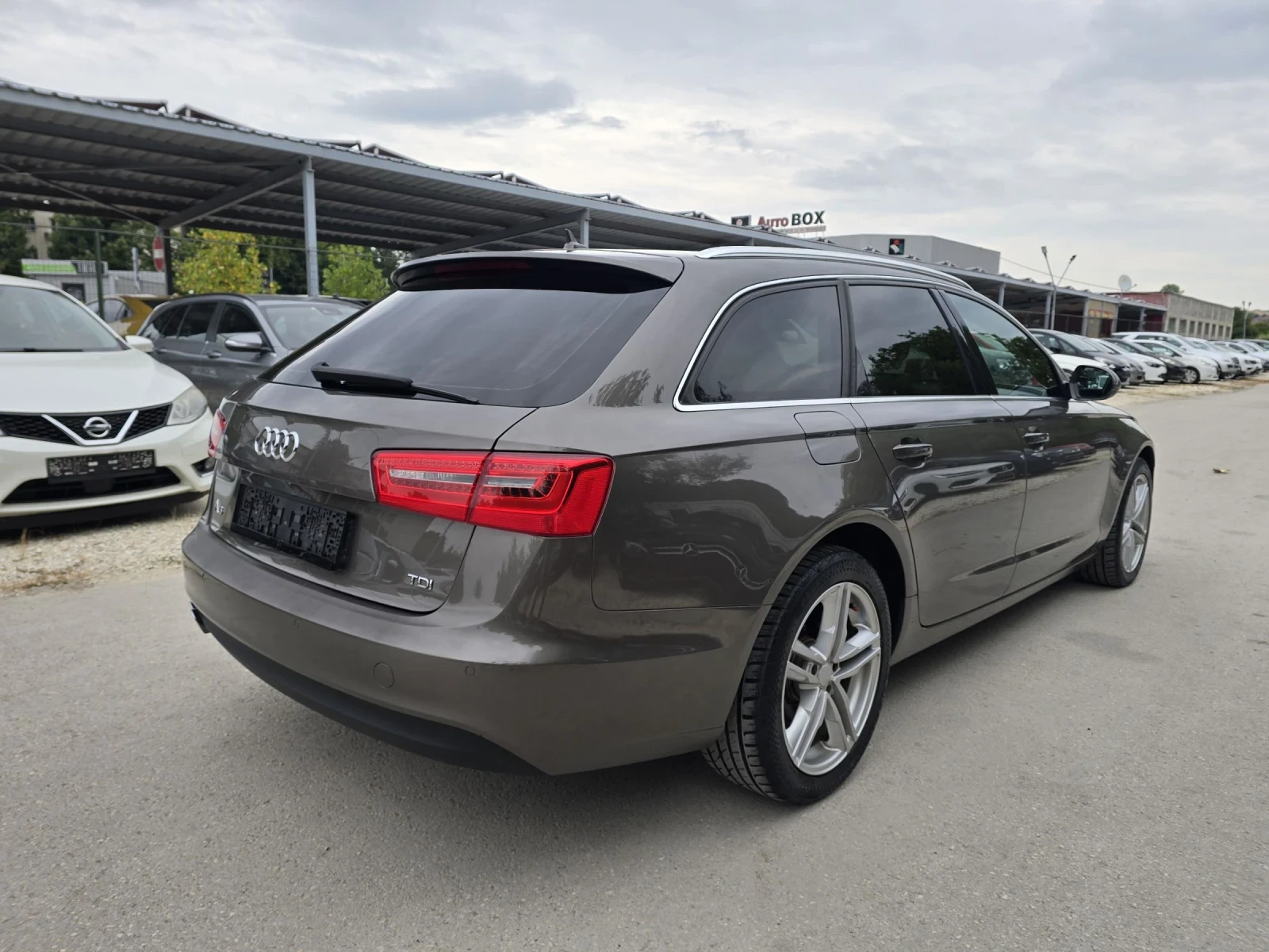 Audi A6 2.0TDI 177к.с Топ състояние  - изображение 4