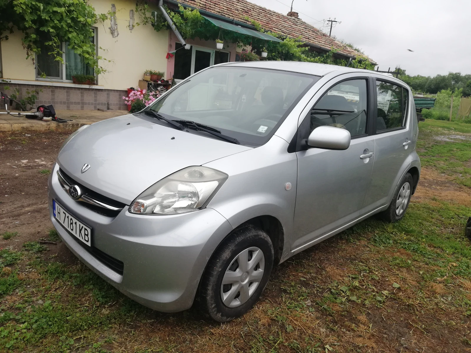 Subaru Justy  - изображение 3