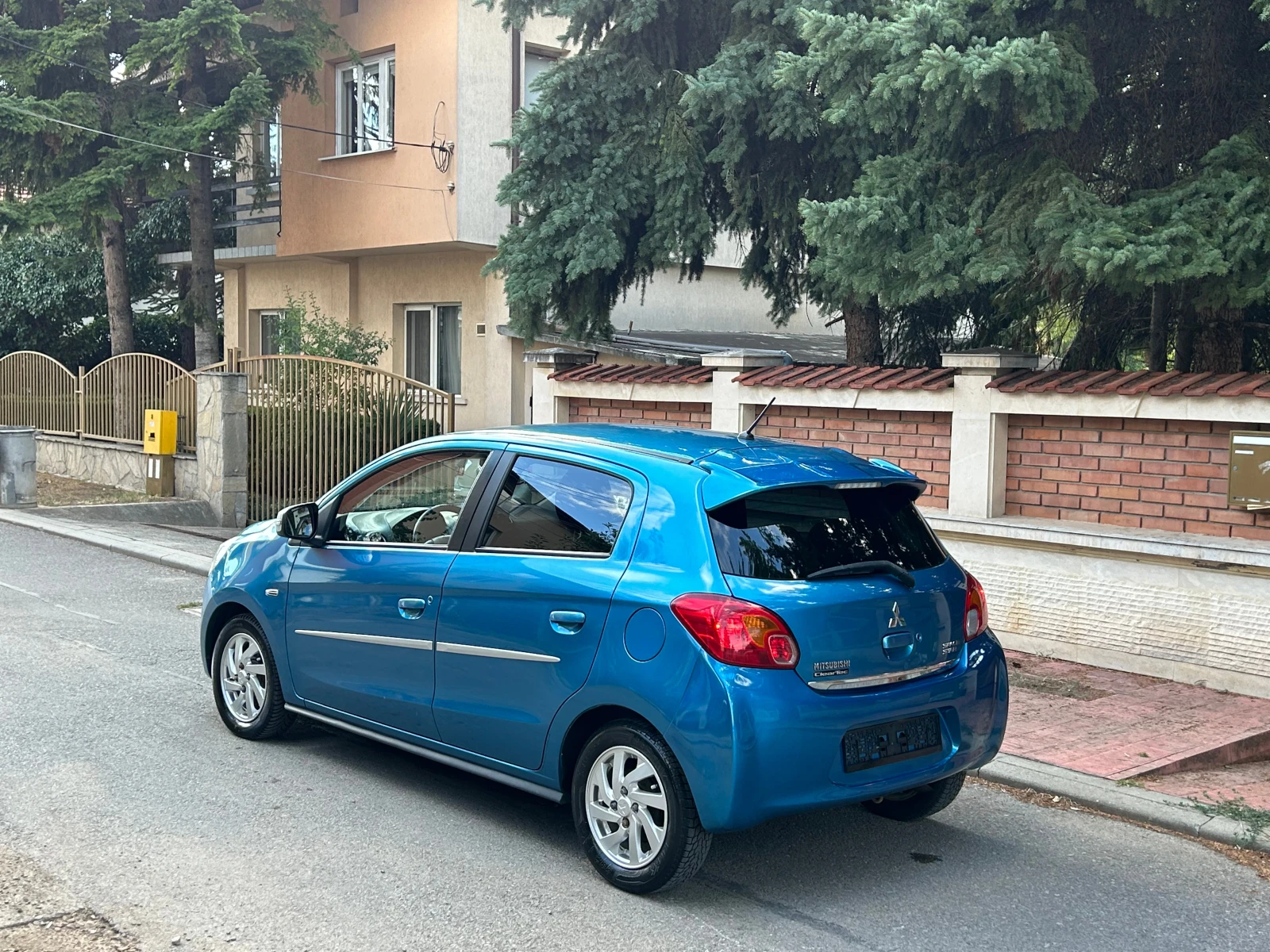 Mitsubishi Space star 1.2 Clear Tec - изображение 6