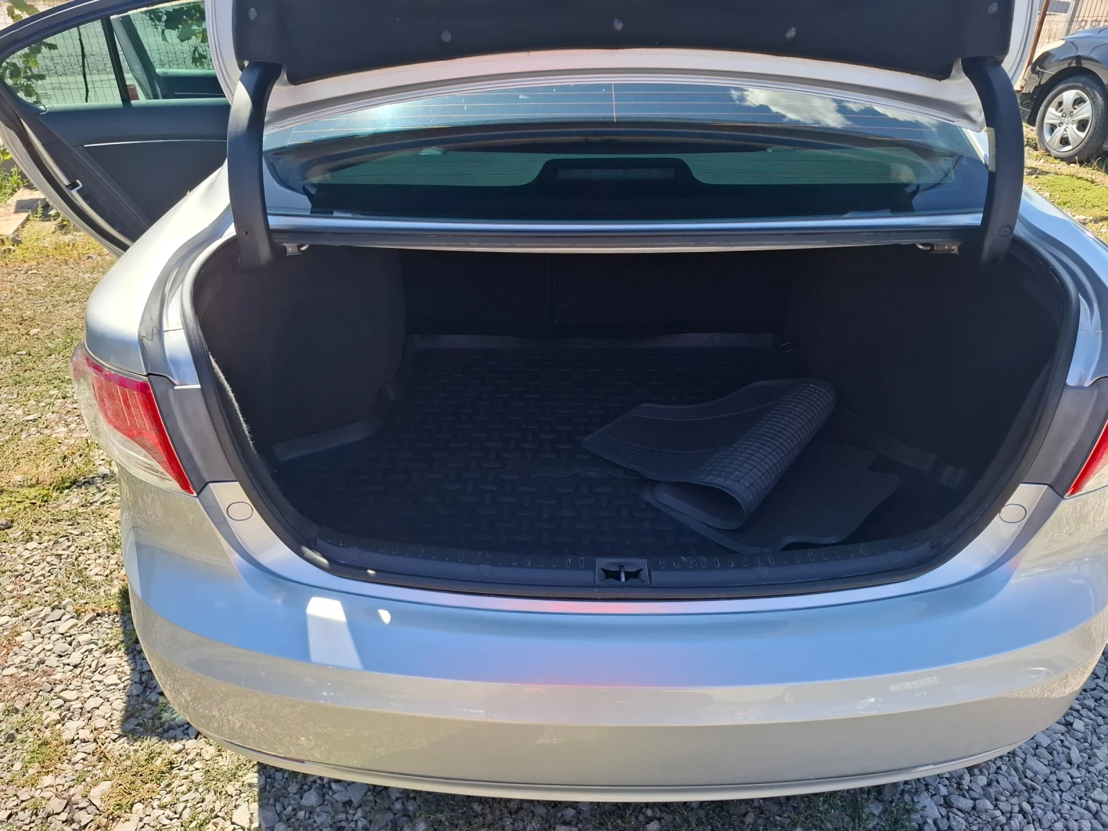 Toyota Avensis 2.0D-4D 6ckorcti - изображение 9