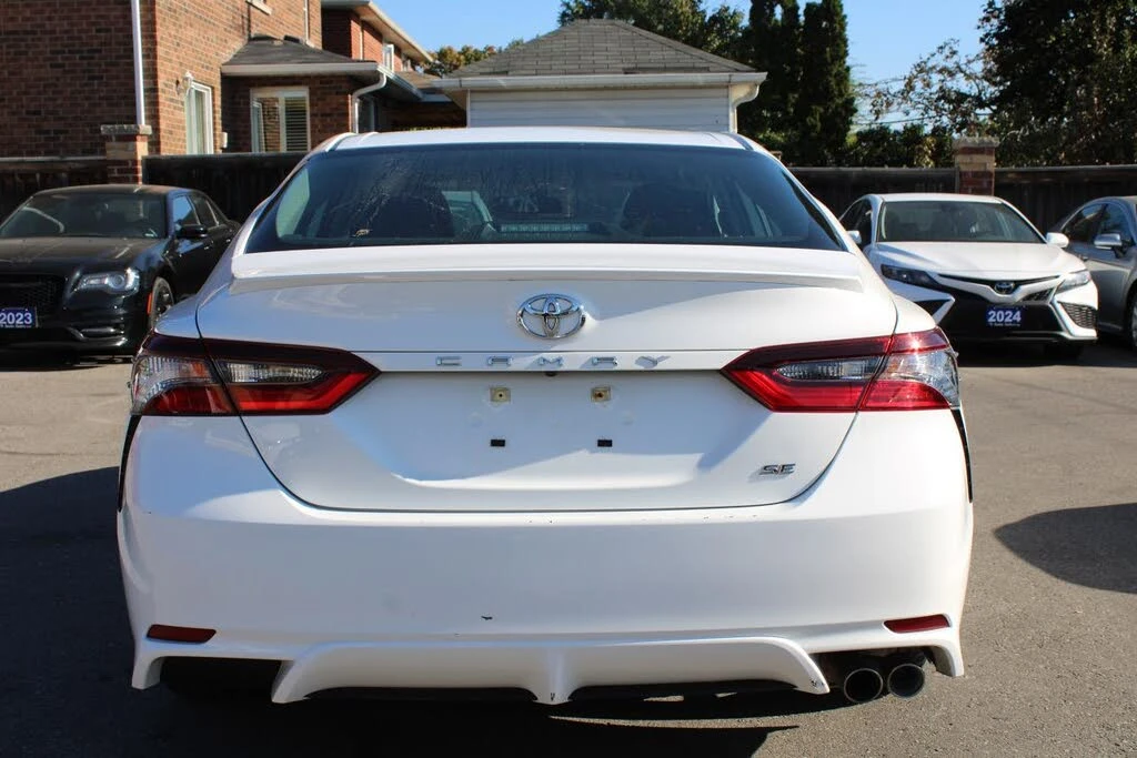 Toyota Camry SE CAM* KEYLESS* BLINDSPOT* CARPLAY* *  | Mobile.bg   4