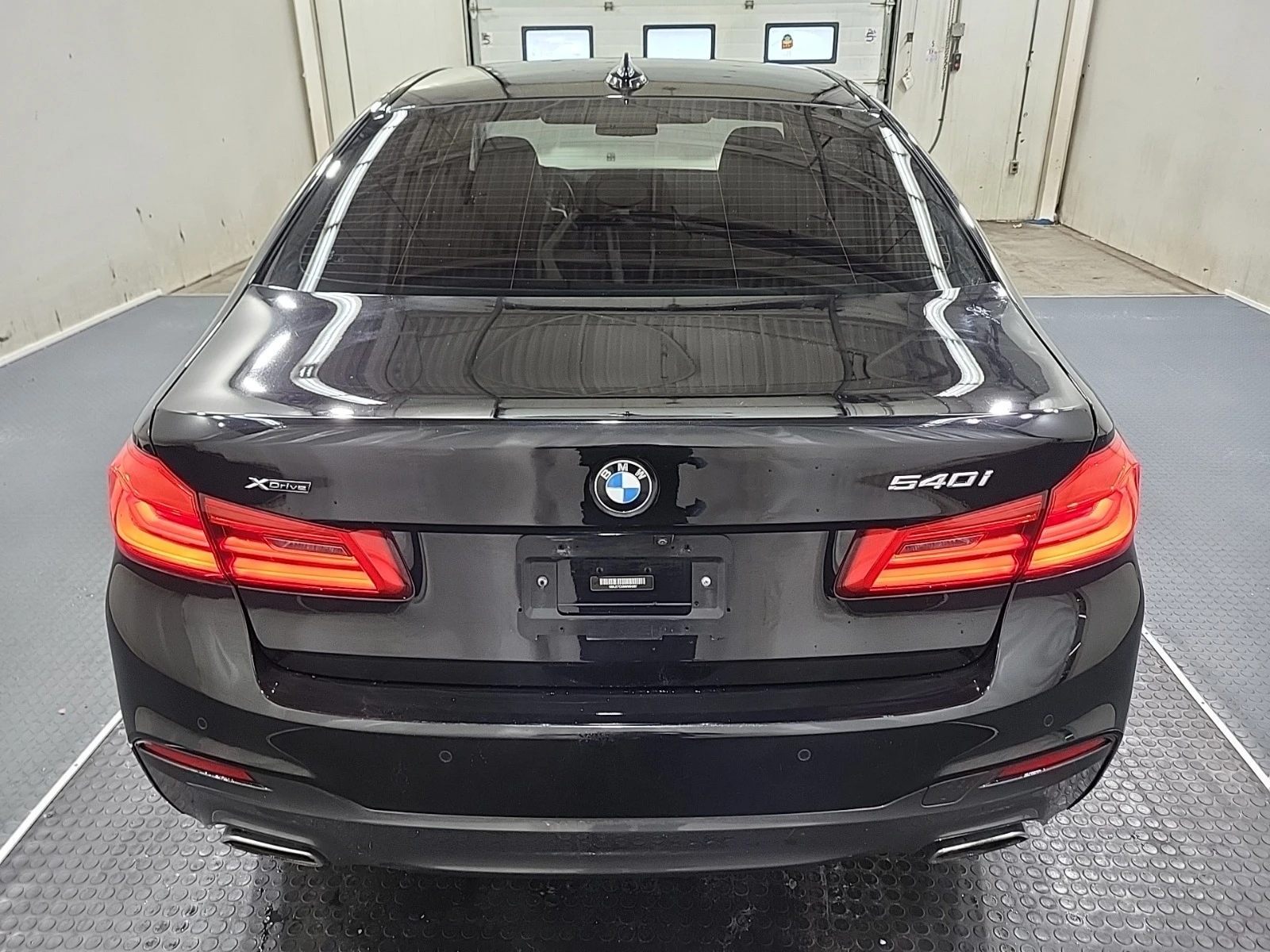 BMW 540 i xDrive* M-PACK* DIGITAL* HEAD UP* DISTRONIC* H&K - изображение 4