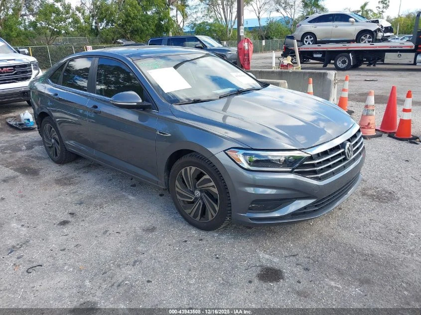 VW Jetta 1.4L I-4 DI, DOHC, VVT, TURBO, 147HP Front Wheel | Mobile.bg � ����������� 1