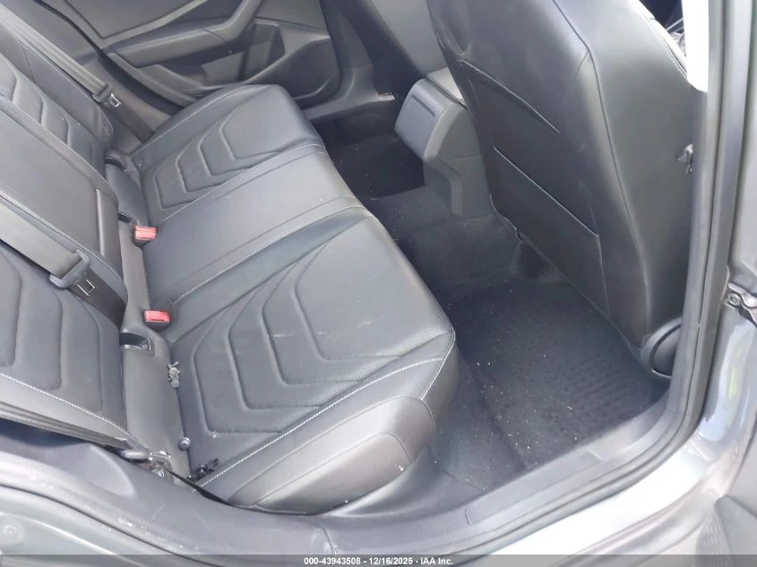 VW Jetta 1.4L I-4 DI, DOHC, VVT, TURBO, 147HP Front Wheel | Mobile.bg � ����������� 14