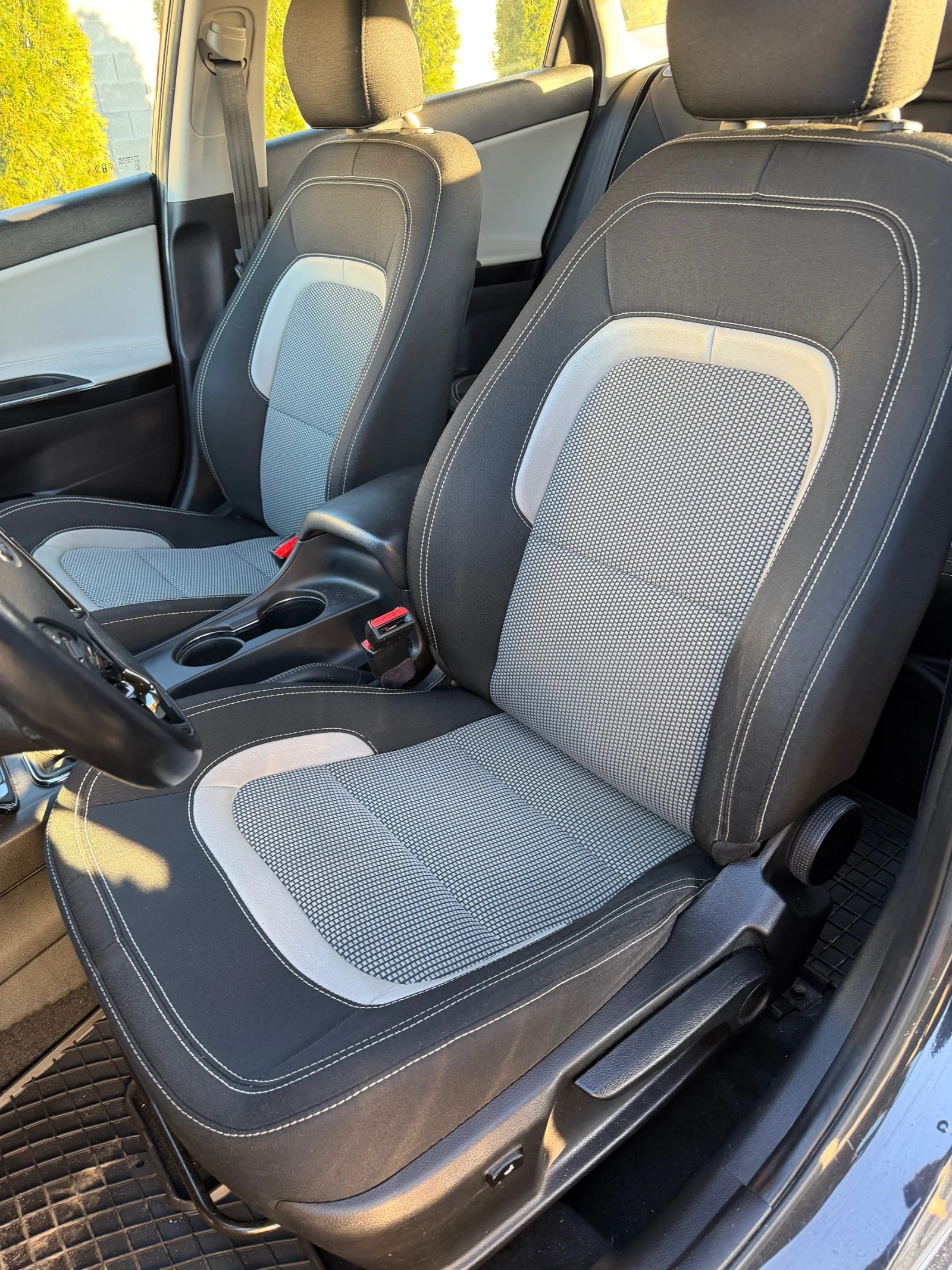 Kia Ceed 1.6CRDI/128КС/6 скорости/NAVI/КАМЕРА/LED/ , снимка 7 - Автомобили и джипове - 53787889