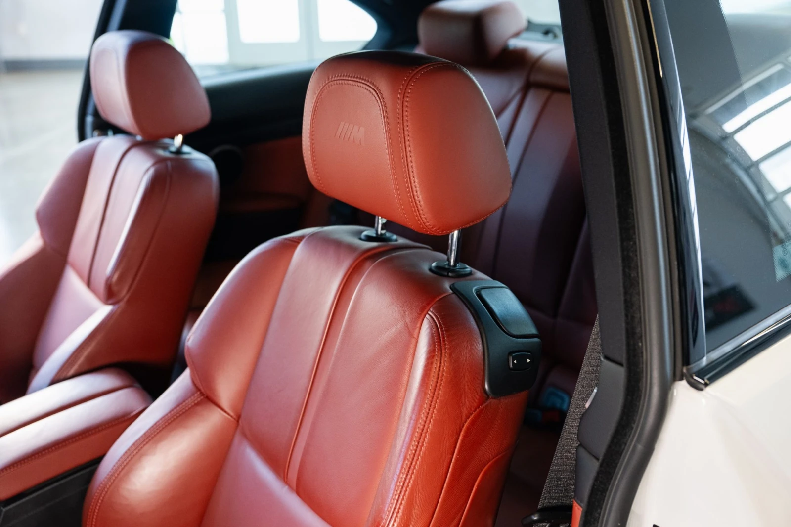 BMW M3 Competition Package | 41860KM | НА ТЪРГ ДО 25.03 |, снимка 11 - Автомобили и джипове - 53924436