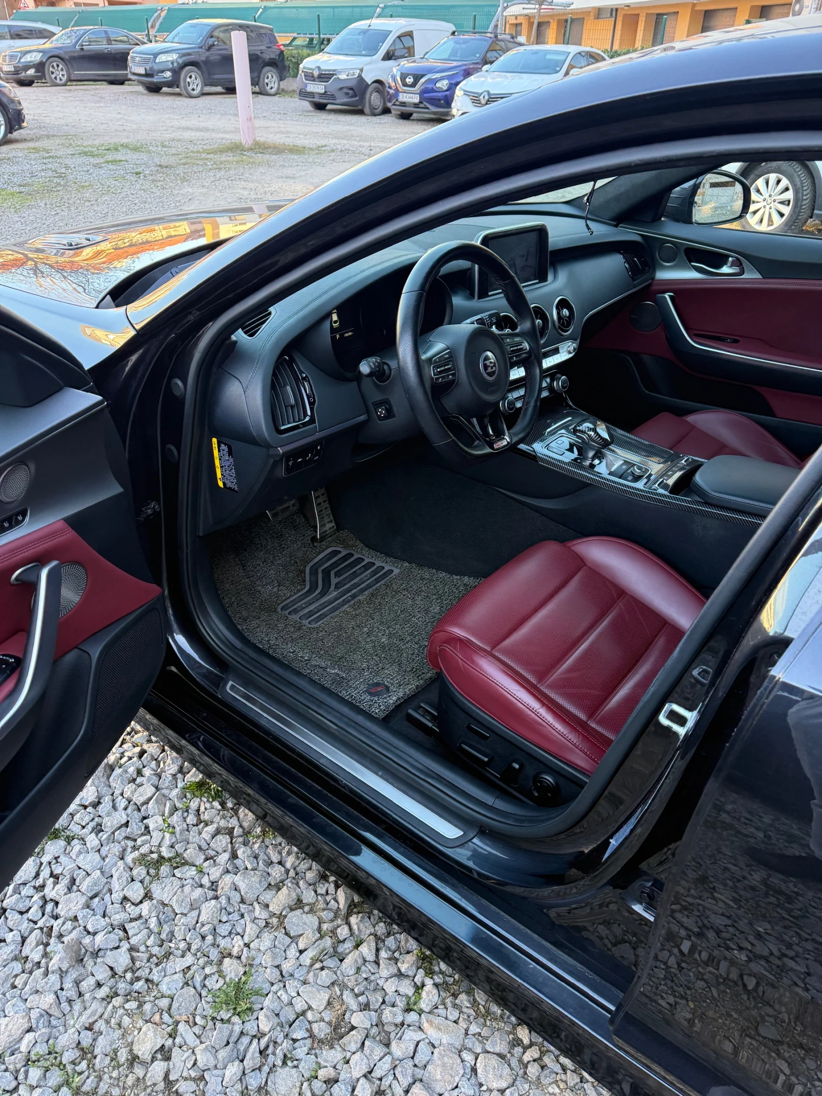 Kia Stinger, снимка 4 - Автомобили и джипове - 54328415