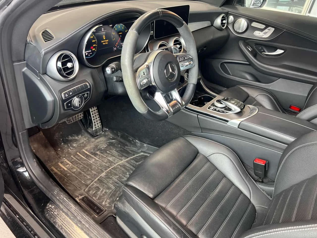 Mercedes-Benz C 43 AMG 4MATIC* DISTRONIC* PANO* BURMESTER* , снимка 5 - Автомобили и джипове - 54345818