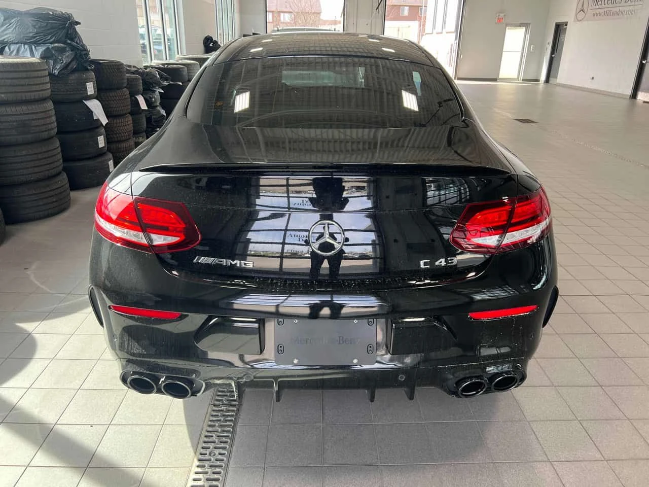 Mercedes-Benz C 43 AMG 4MATIC* DISTRONIC* PANO* BURMESTER* , снимка 4 - Автомобили и джипове - 54345818