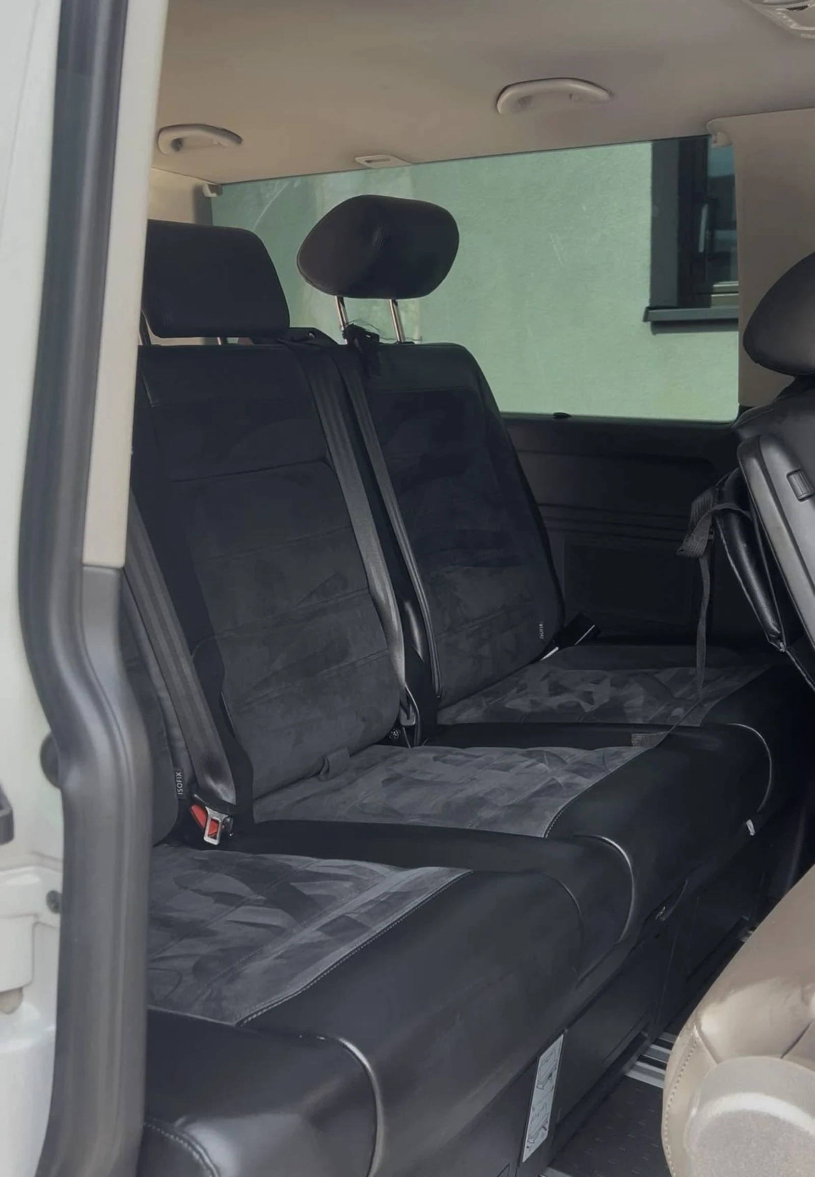 VW Multivan 2.0TDI, EDITION 4x4, снимка 9 - Автомобили и джипове - 54393019
