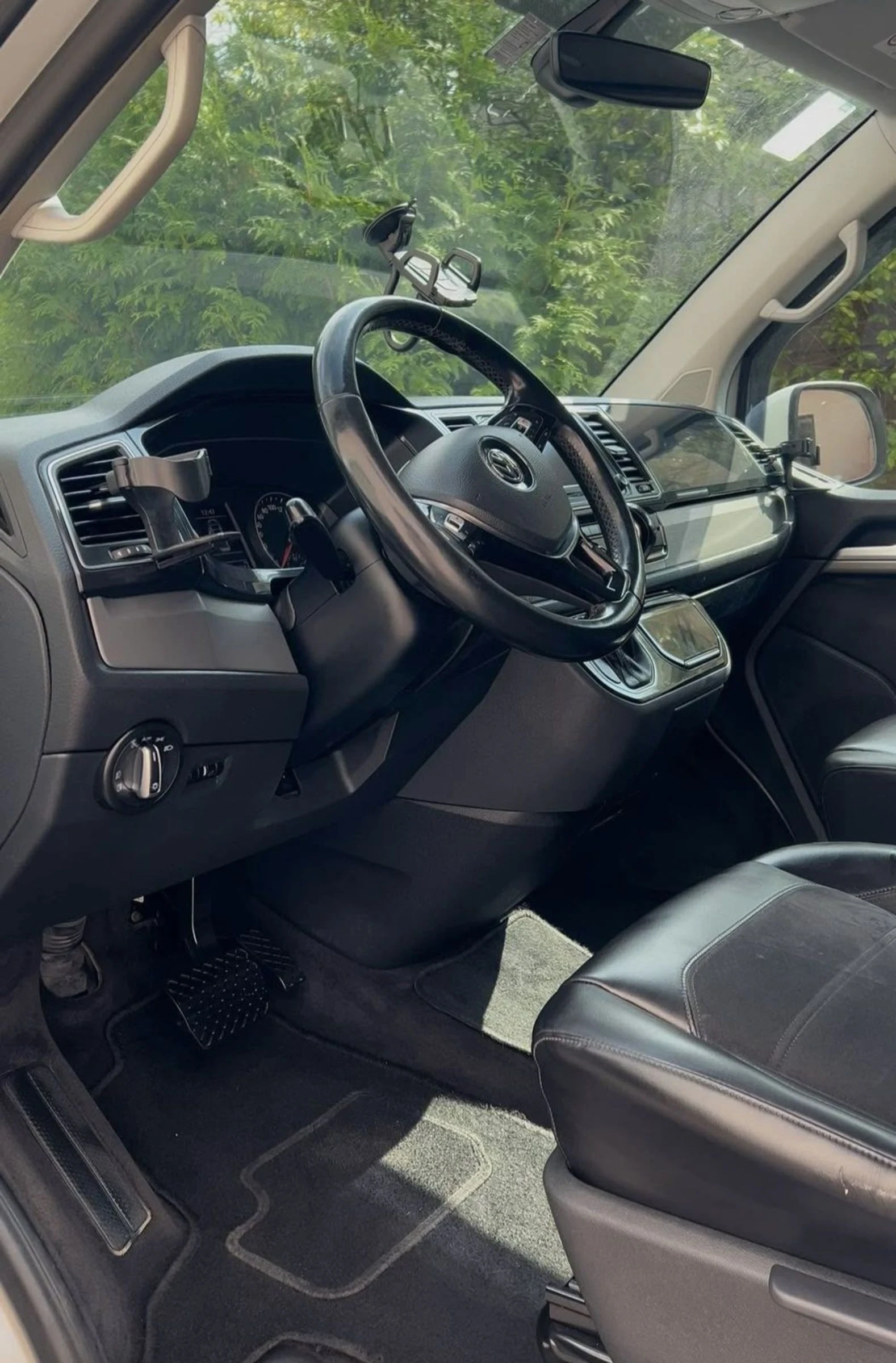 VW Multivan 2.0TDI, EDITION 4x4, снимка 7 - Автомобили и джипове - 54393019