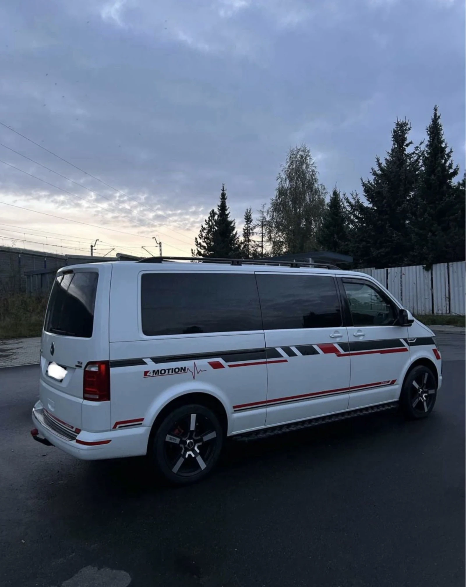 VW Multivan 2.0TDI, EDITION 4x4, снимка 5 - Автомобили и джипове - 54393019