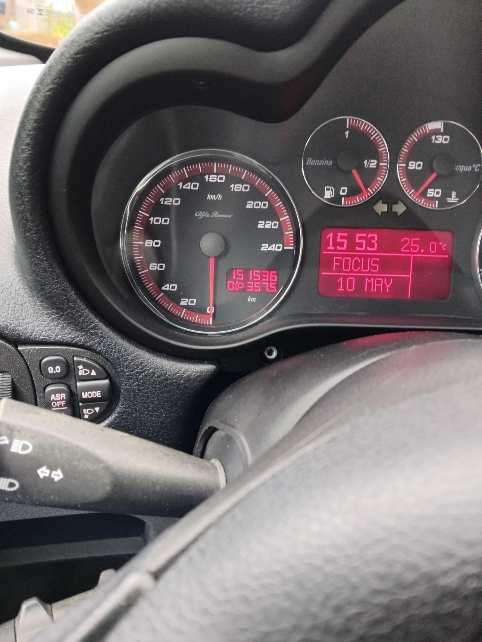 Alfa Romeo 147 1600, снимка 9 - Автомобили и джипове - 54494555