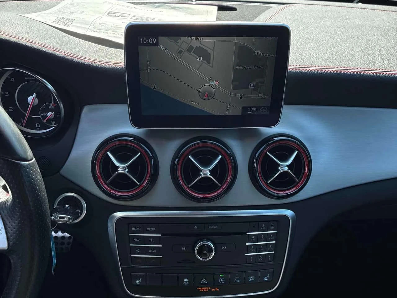 Mercedes-Benz CLA 45 AMG ПОДГРЕВ/ПАМЕТ/ПАНОРАМА/CARFAX/ФИНАНСИРАНЕ, снимка 9 - Автомобили и джипове - 54723764