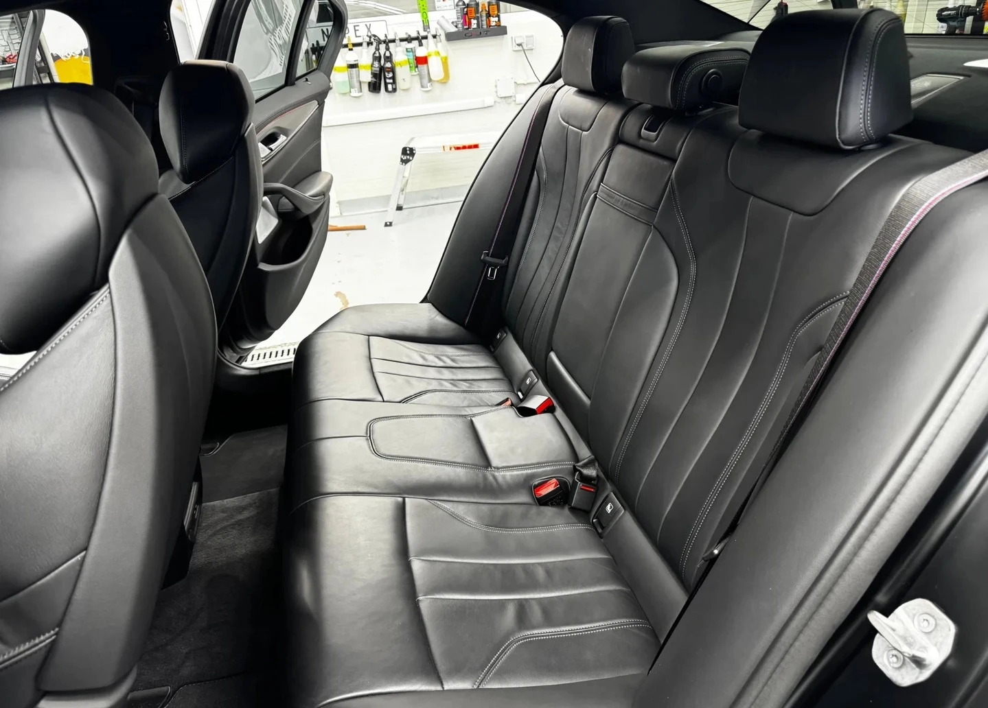 BMW M5 Competition xDrive, снимка 6 - Автомобили и джипове - 54995350