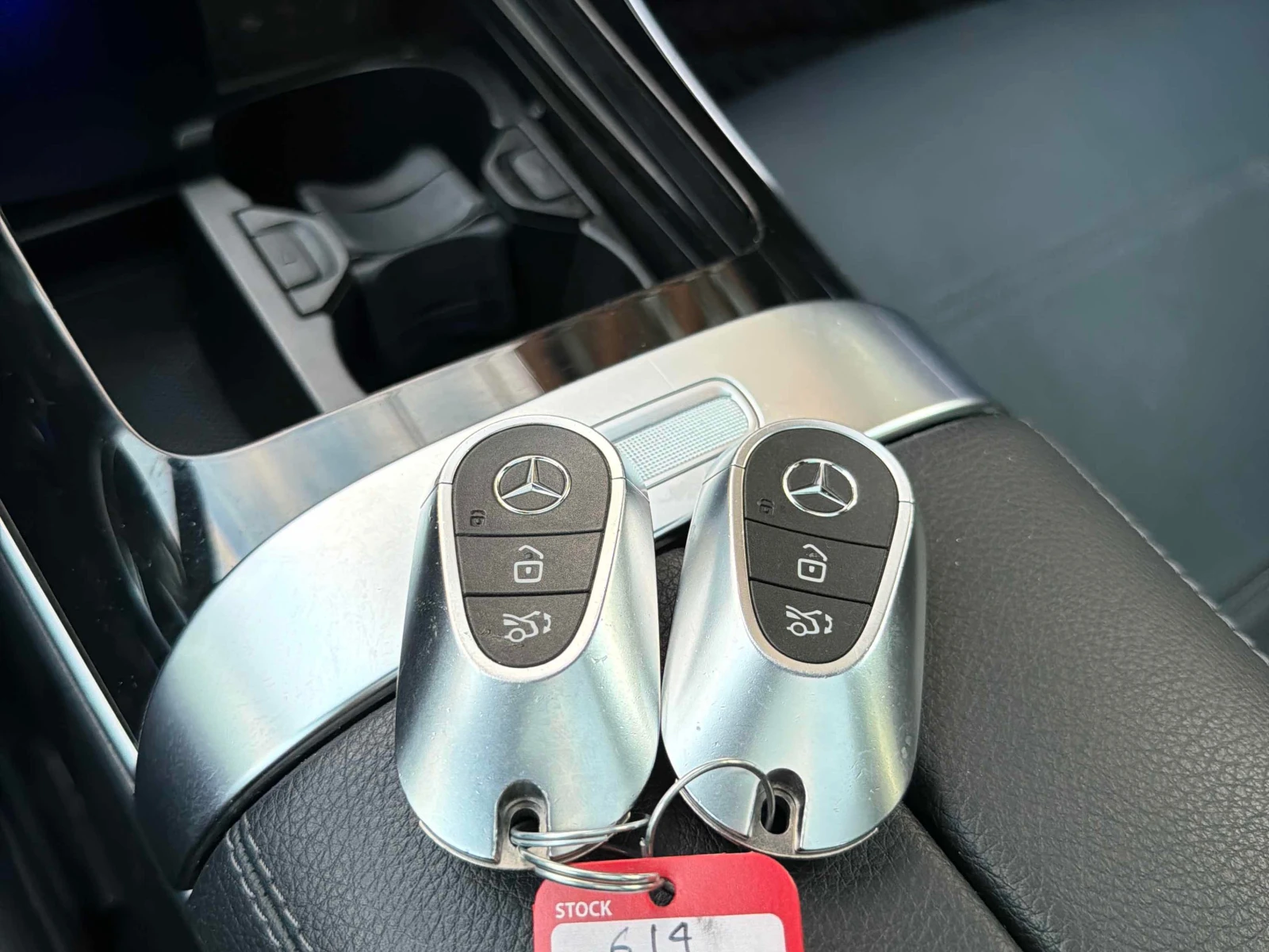 Mercedes-Benz C 300 * * CARFAX * * АВТО КРЕДИТ * * , снимка 17 - Автомобили и джипове - 55014885