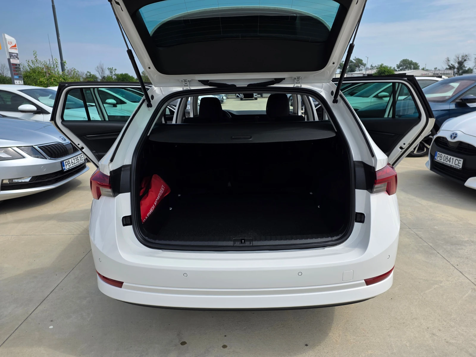 Skoda Octavia НОВ-2.0-А/Т-150кс, снимка 11 - Автомобили и джипове - 55131133