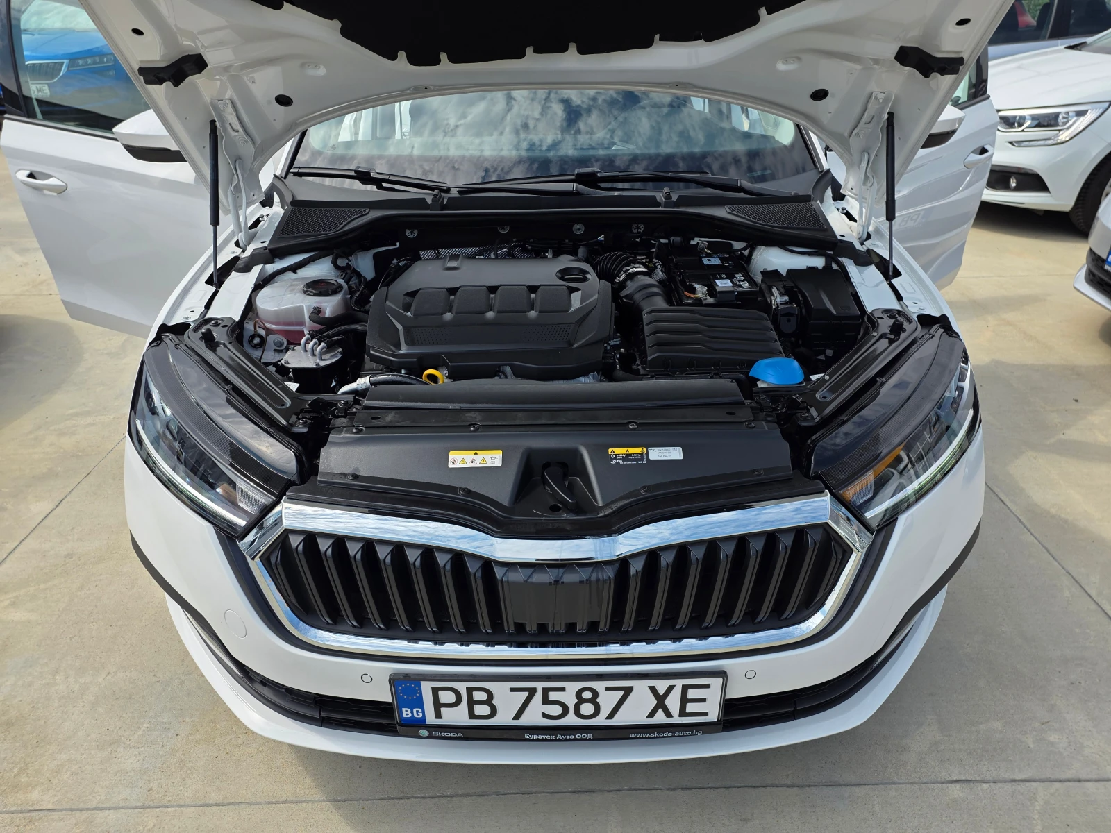 Skoda Octavia НОВ-2.0-А/Т-150кс, снимка 16 - Автомобили и джипове - 55131133