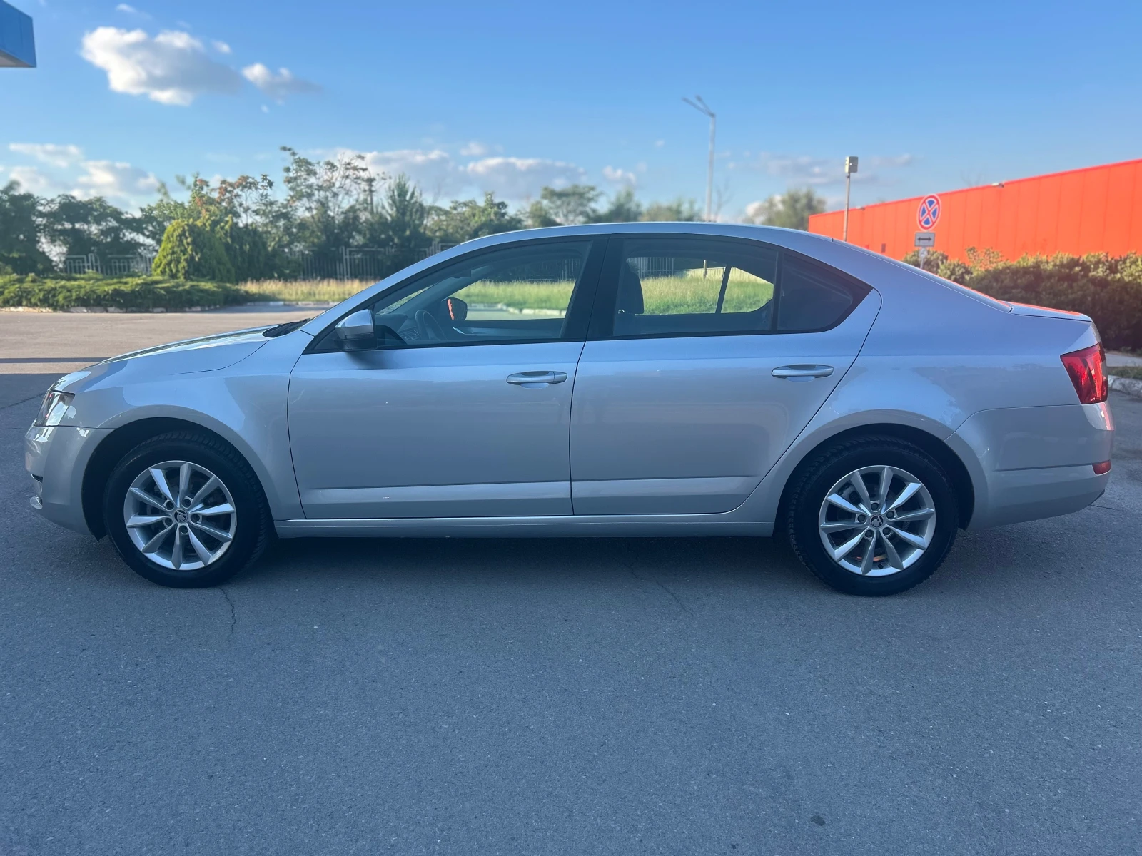Skoda Octavia 2.0-150к.с-2014г.-ИТАЛИЯ!, снимка 7 - Автомобили и джипове - 55247905