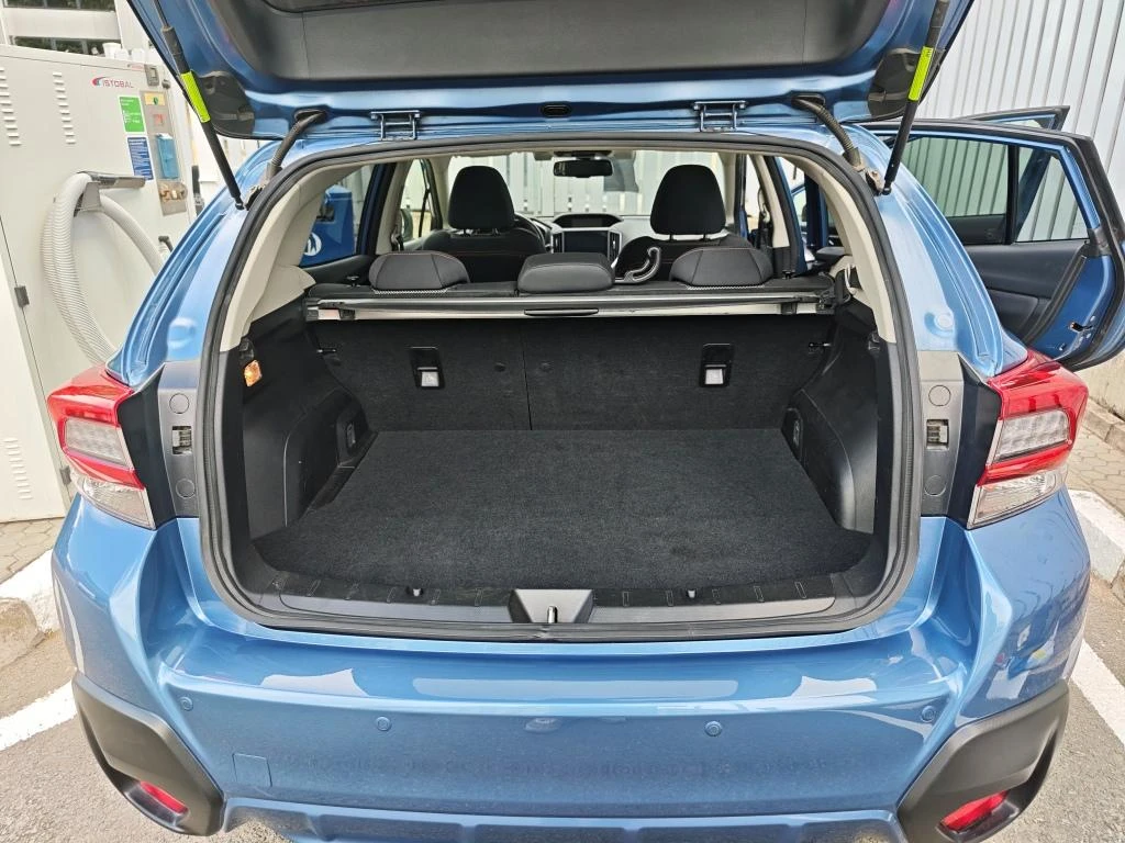 Subaru XV e-boxer, снимка 9 - Автомобили и джипове - 55324196