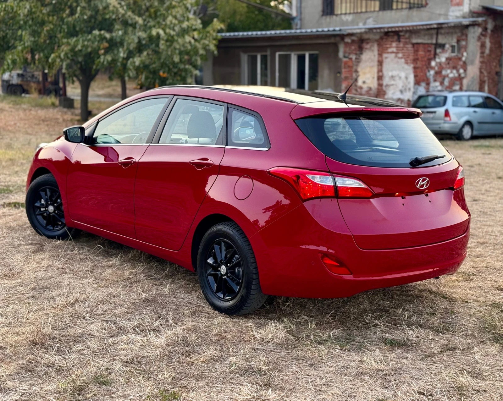 Hyundai I30 Hyundai i30 1. 6 CRDi, снимка 5 - Автомобили и джипове - 55674553