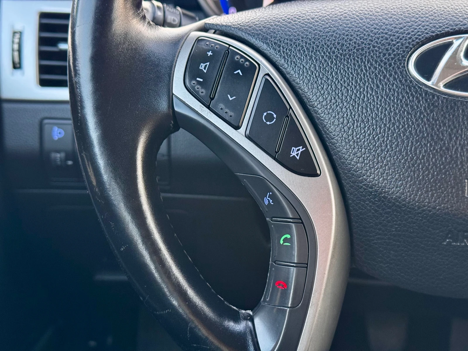 Hyundai I30 Hyundai i30 1. 6 CRDi, снимка 11 - Автомобили и джипове - 55674553