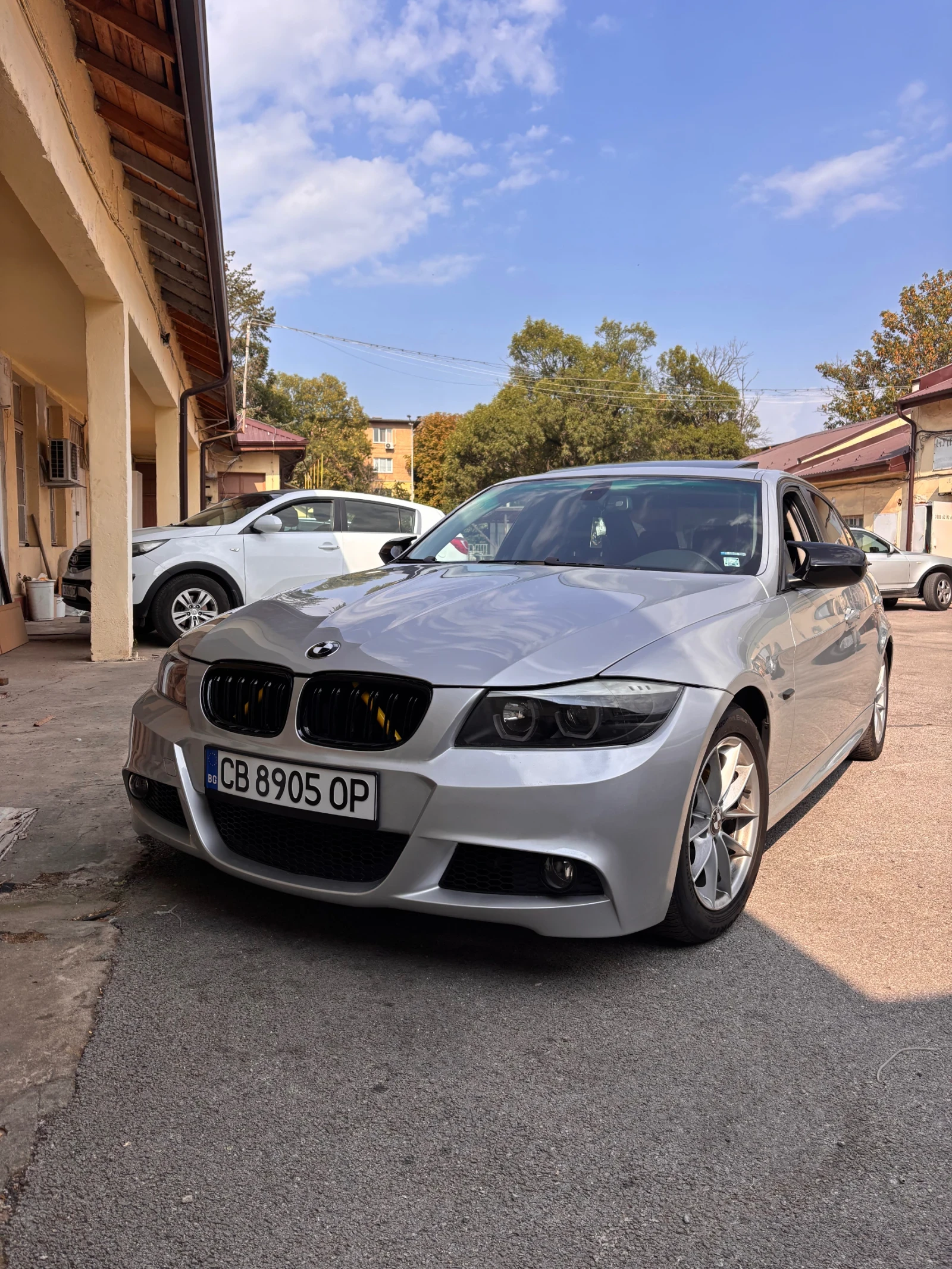 BMW 320