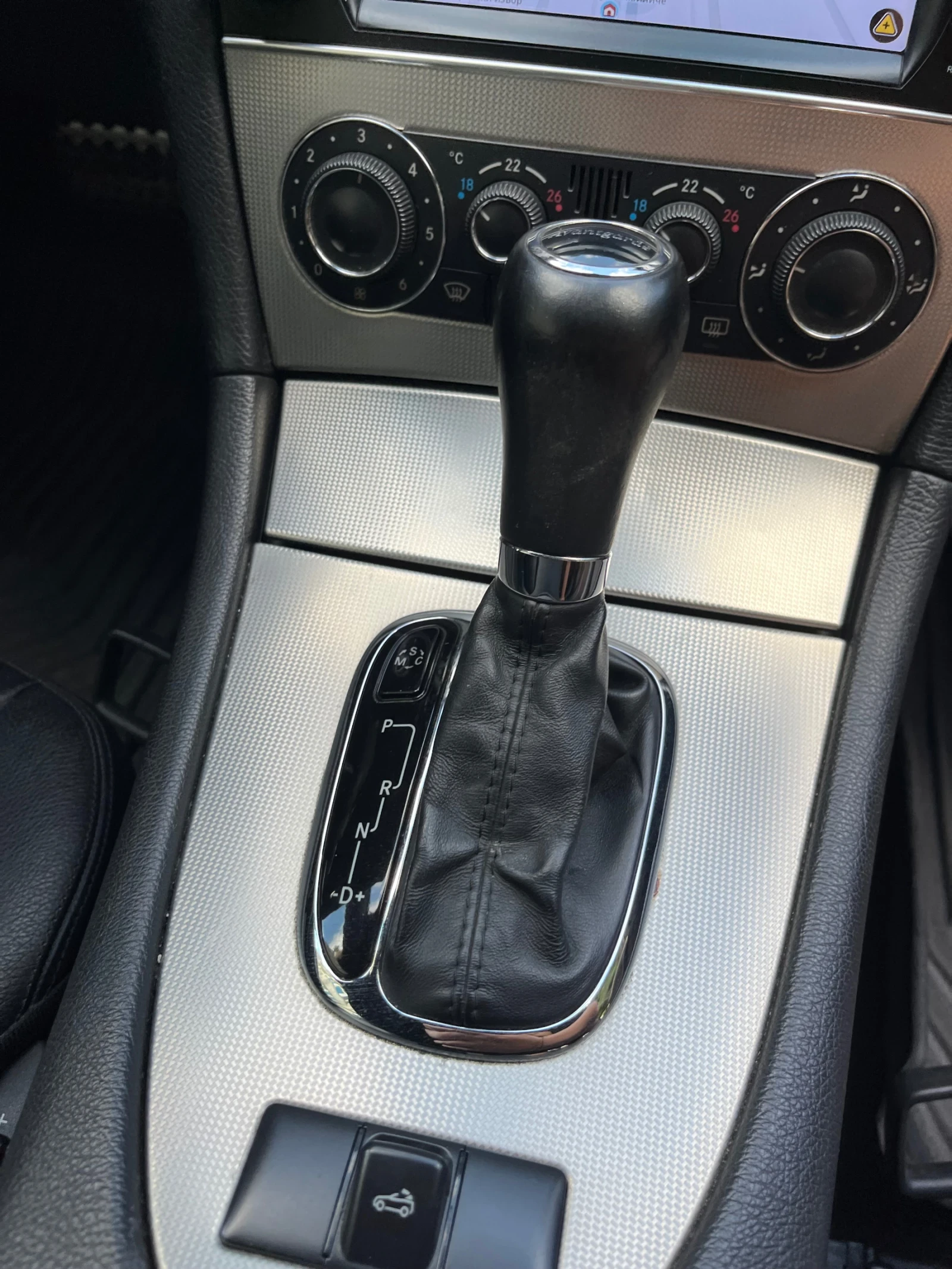 Mercedes-Benz CLK, снимка 16 - Автомобили и джипове - 56056669