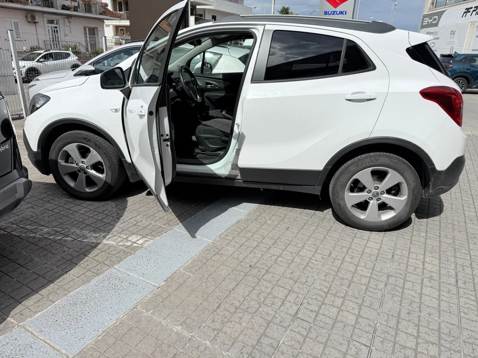 Opel Mokka X 1.6CDTI 4x4 136cv Cosmo, снимка 3 - Автомобили и джипове - 56074138