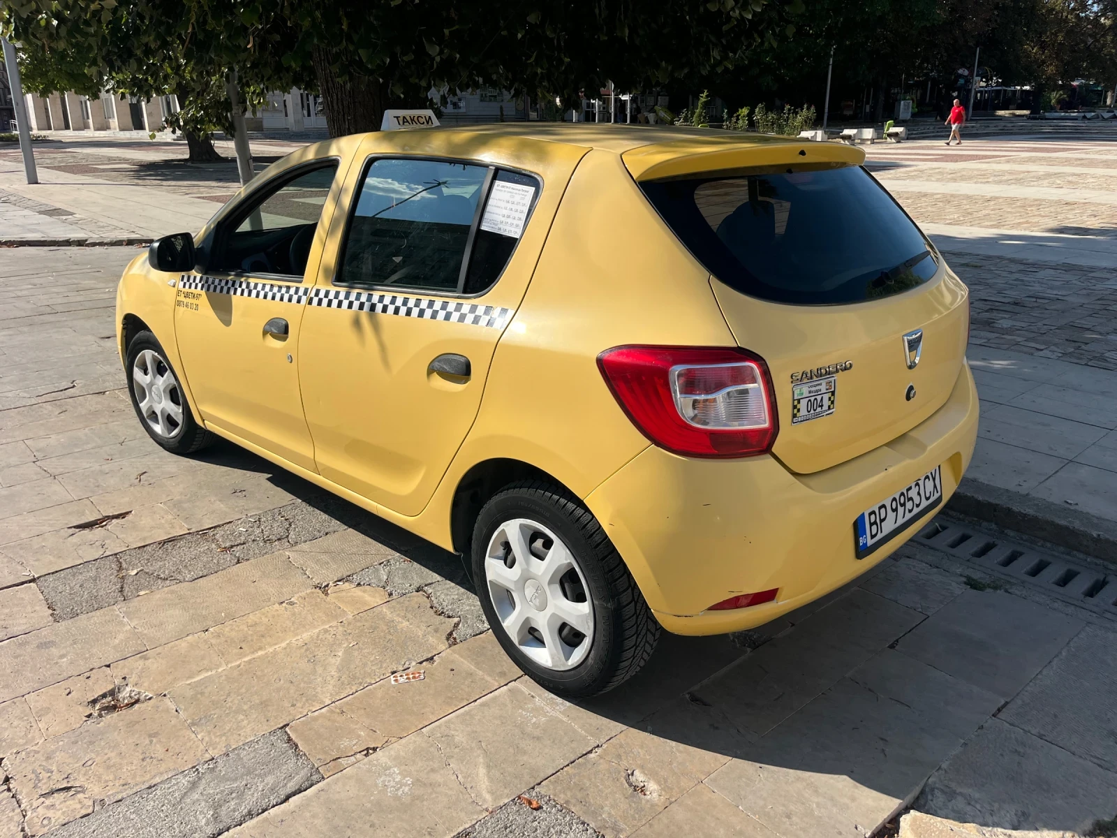 Dacia Sandero, снимка 2 - Автомобили и джипове - 56706286