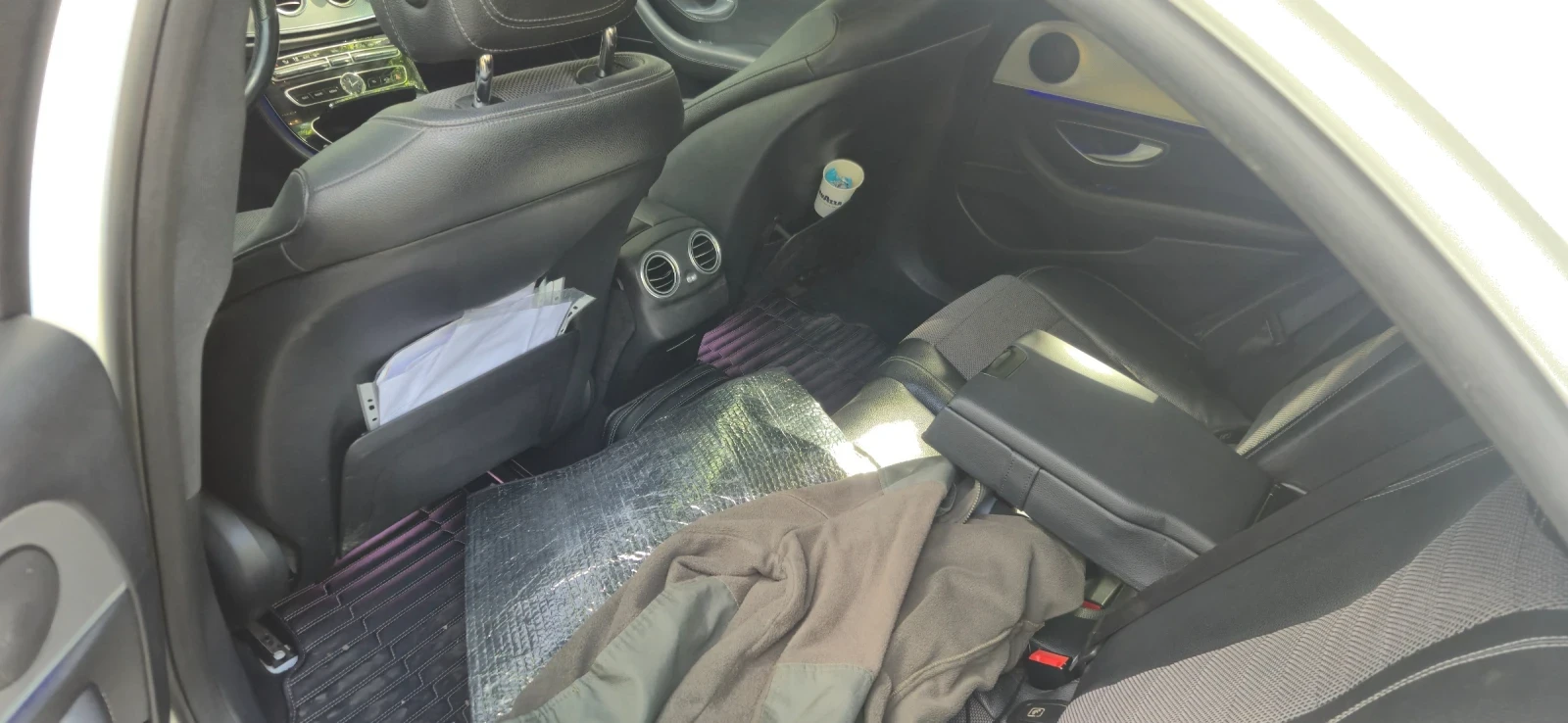 Mercedes-Benz E 220 2.2, снимка 9 - Автомобили и джипове - 56184972