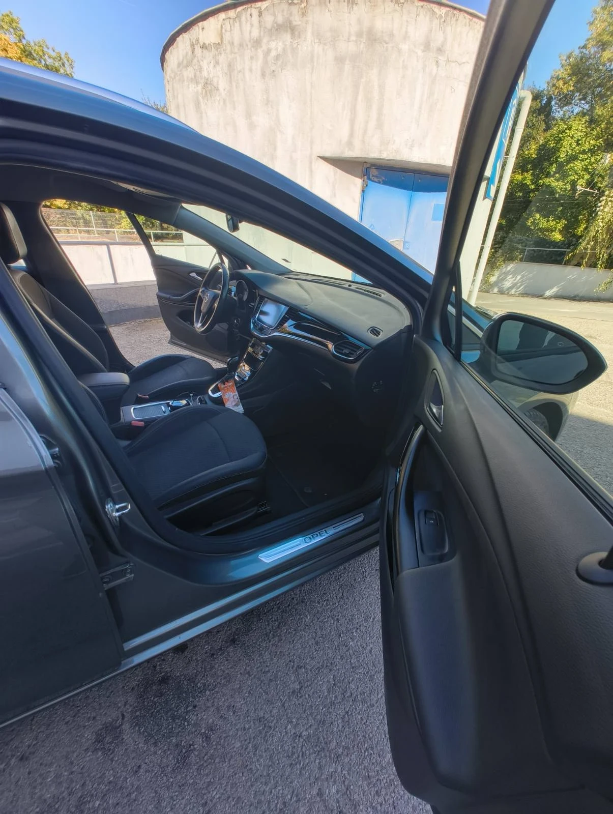 Opel Astra 1.6 CDTI 136кс, снимка 11 - Автомобили и джипове - 56434724