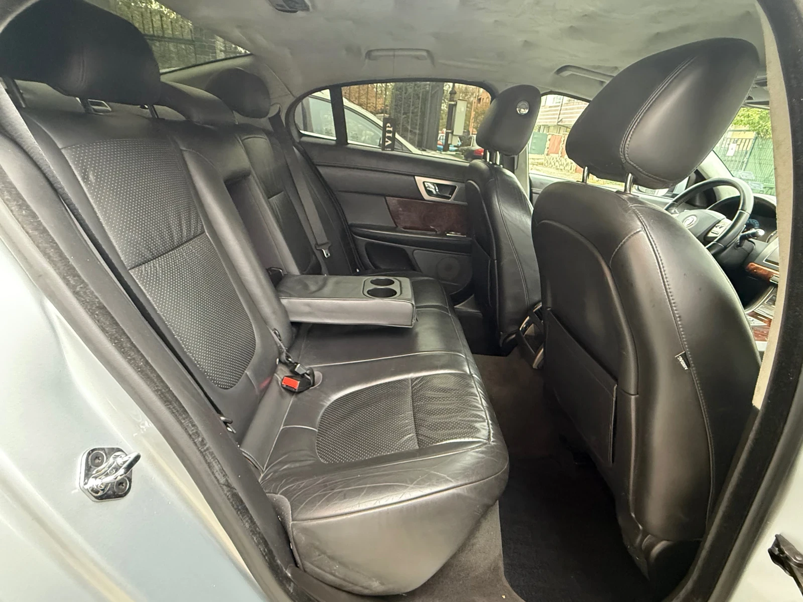 Jaguar Xf 2.7 biturbo, снимка 12 - Автомобили и джипове - 56729428